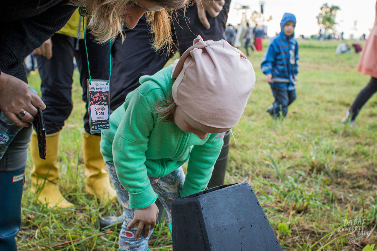 DK2017_Lumbricus-terrestris_Burtnieki_foto-Marika-Latsone-30
